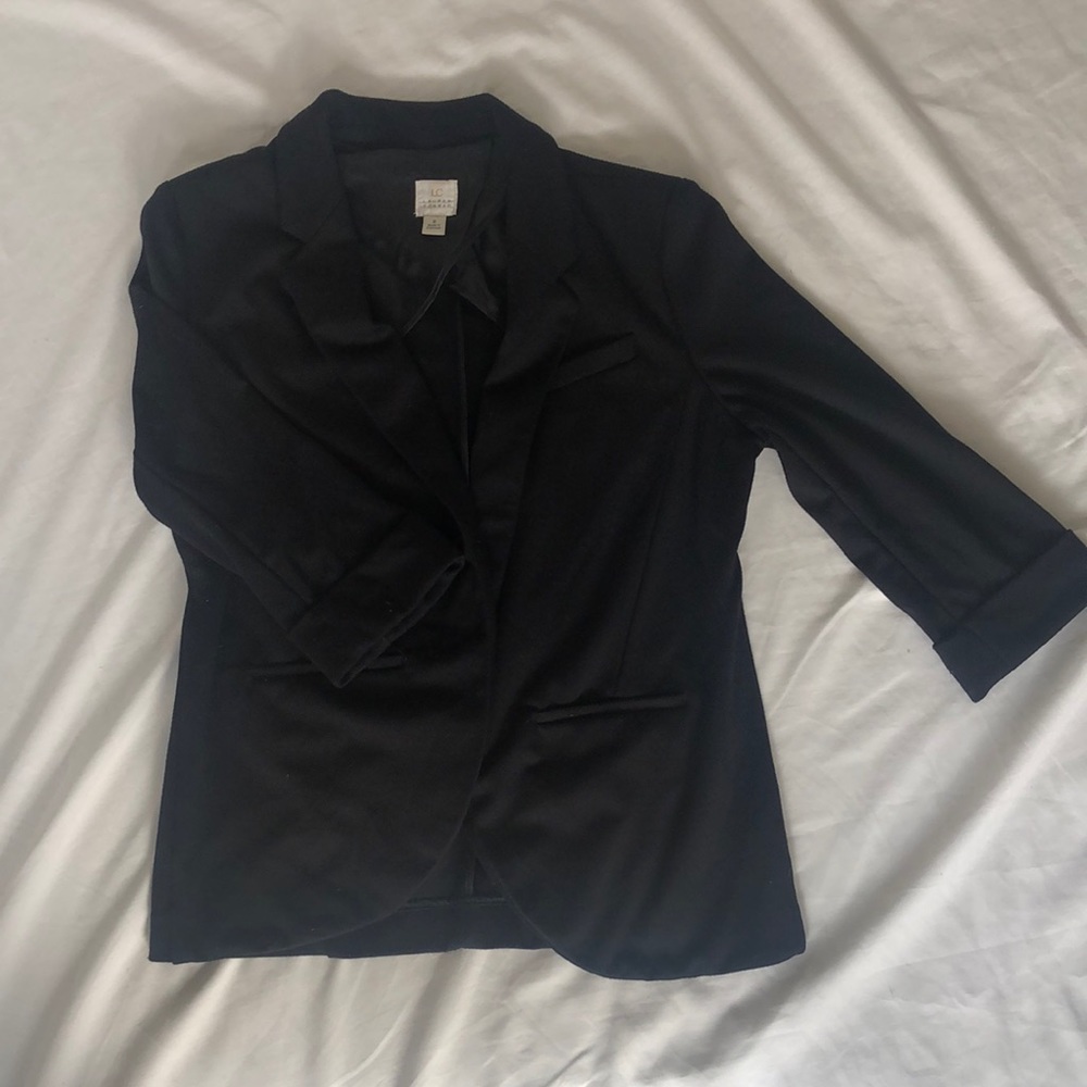 *LIKE NEW* LC Lauren Conrad 3/4 sleeve Black waist length blazer SZ 6